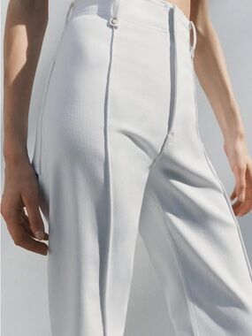 Zara Off-White High-Waist Wide Leg Pants NWT size US 4